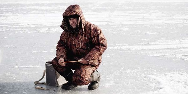 В ближайшие дни любителям зимней рыбалки не стоит выходить на лёд