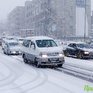 Из-за снегопада в эти выходные ГИБДД просит приморцев отказаться от поездок на авто