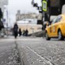 Магистрали Владивостока обработали противогололёдными реагентами