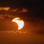 Самые потрясающие фотографии солнечного затмения