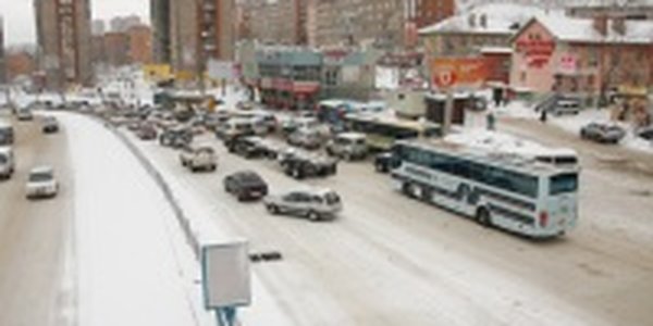 Все магистрали Владивостока обработаны противогололёдными материалами 