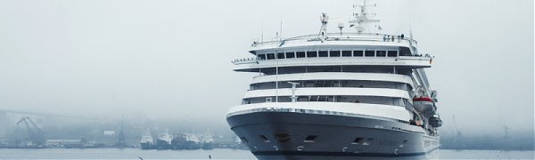 Первый в этом году круизный лайнер прибыл во Владивосток