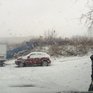 Снегопад парализовал движение во Владивостоке