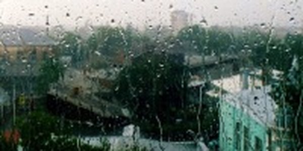 Дождя, который бы смыл пыль с улиц Владивостока, пока не ожидается