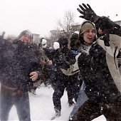Циклон «Дэйзи» повлек за собой снежный флешмоб в Берлине (ФОТО)